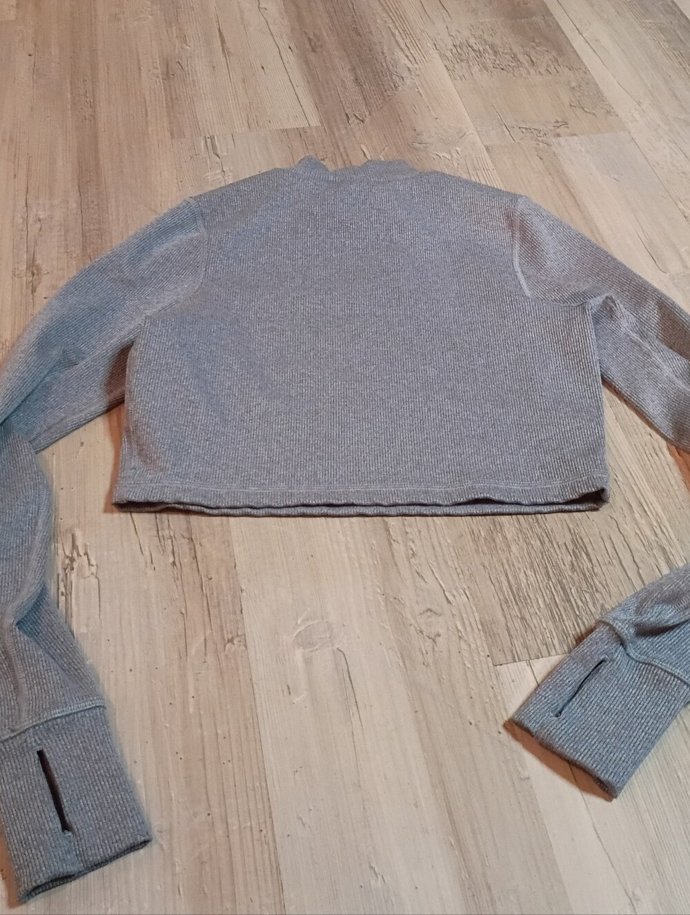 Workout Top - Picture 4 of 4